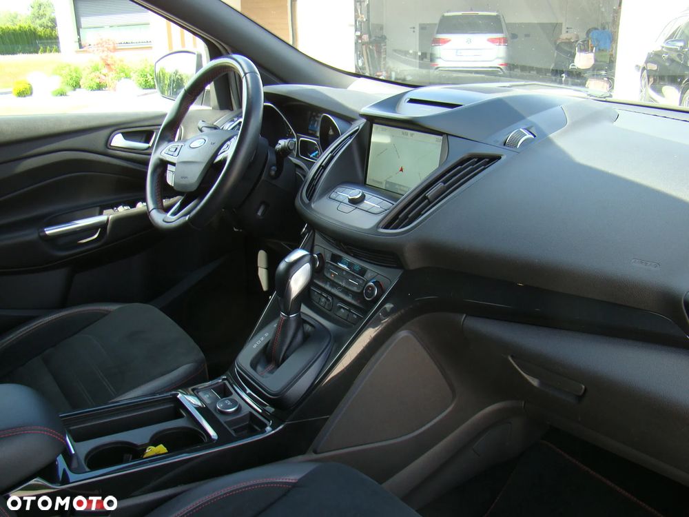 Ford Kuga 2.0 EcoBoost 4x4 ST-Line - 37