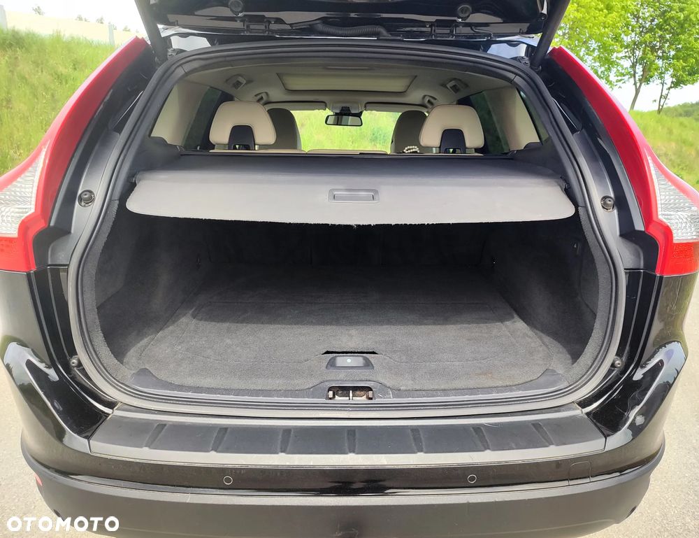 Volvo XC 60 D3 Summum - 28