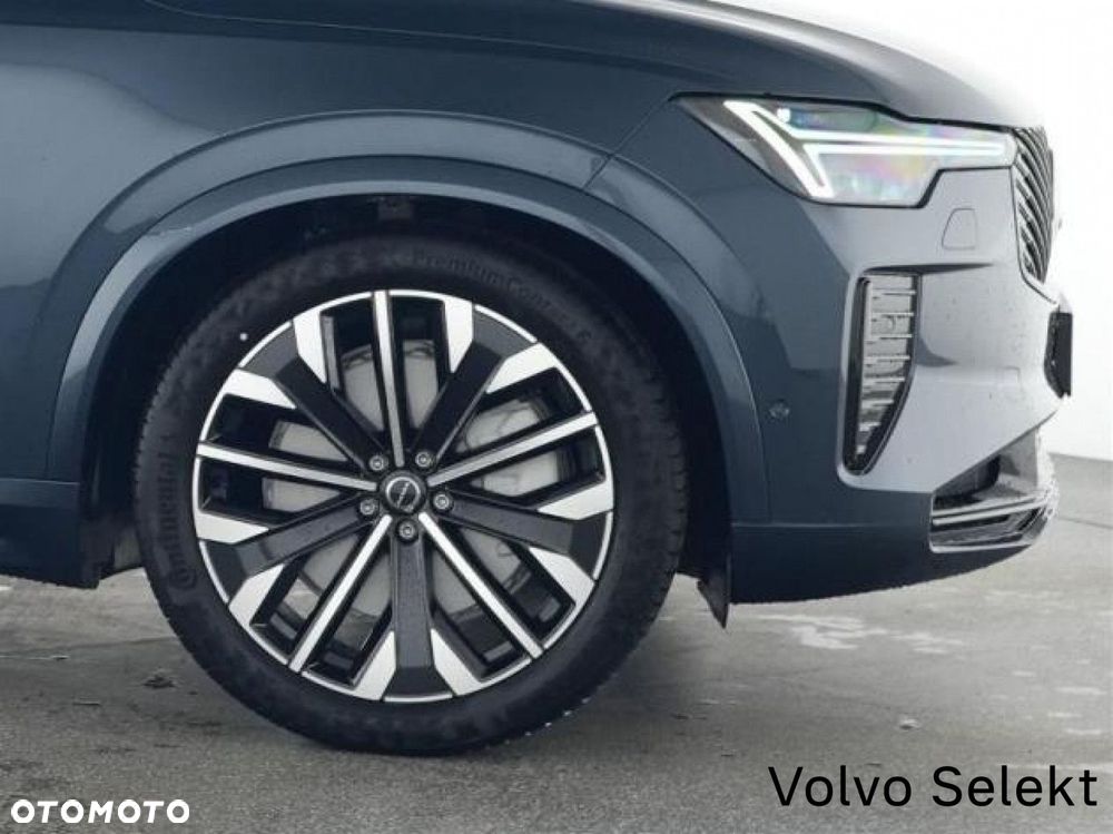 Volvo XC 90 - 8