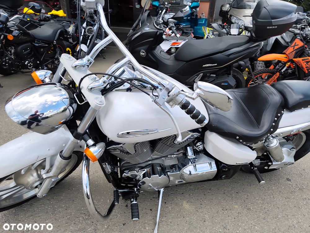 Honda VTX - 17