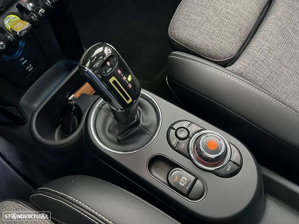 MINI 3 Portas Cooper SE Resolute Edition - 16