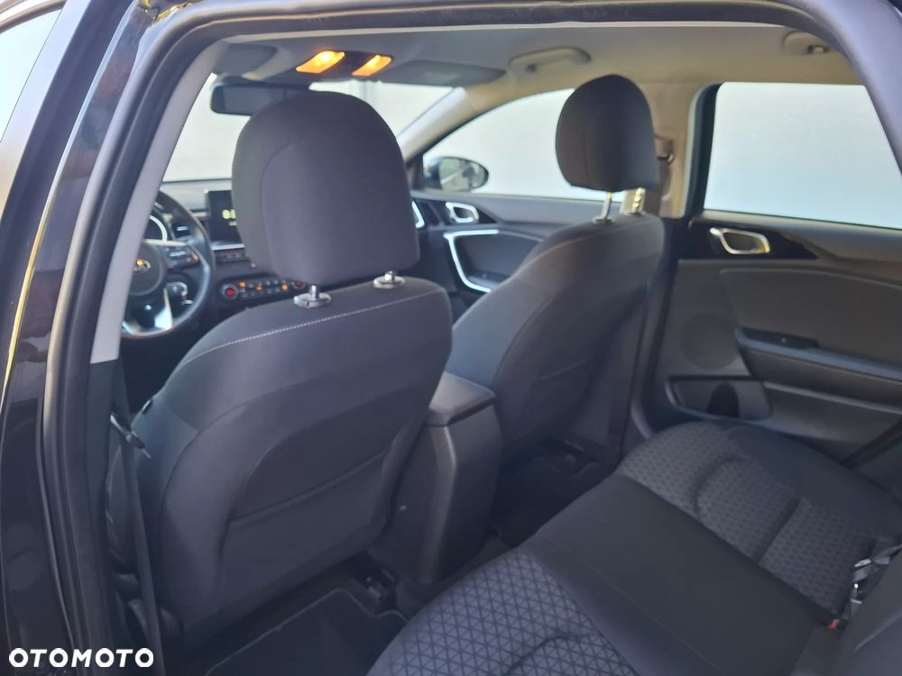 Kia Ceed 1.4 T-GDI OPF Vision - 15