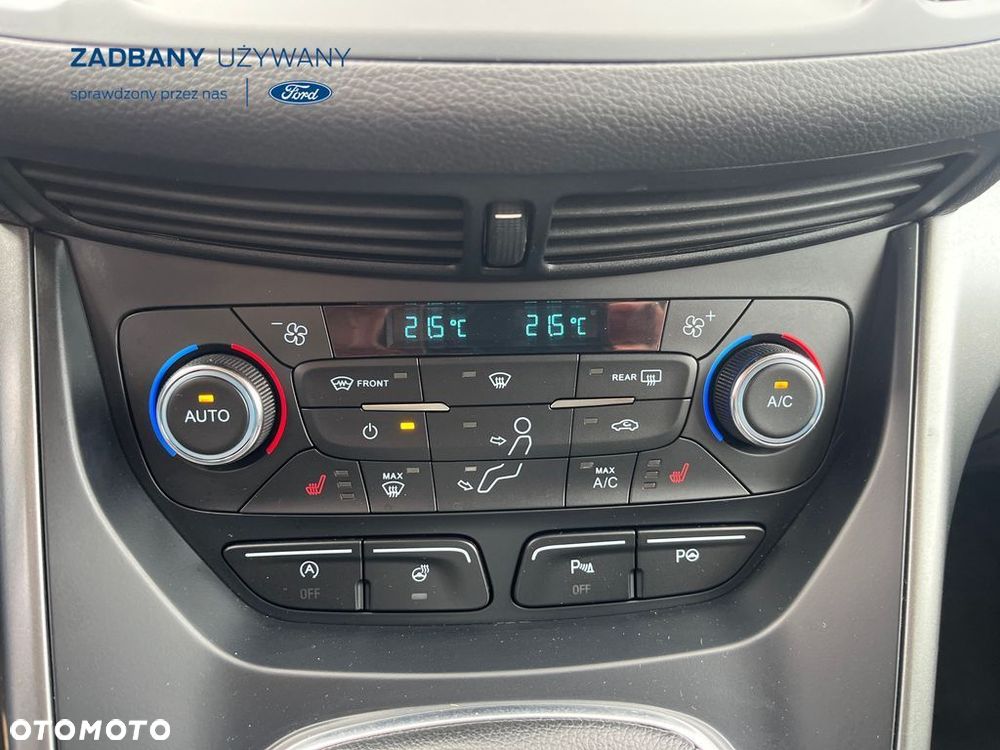 Ford Kuga 1.5 EcoBoost 2x4 Cool & Connect - 16