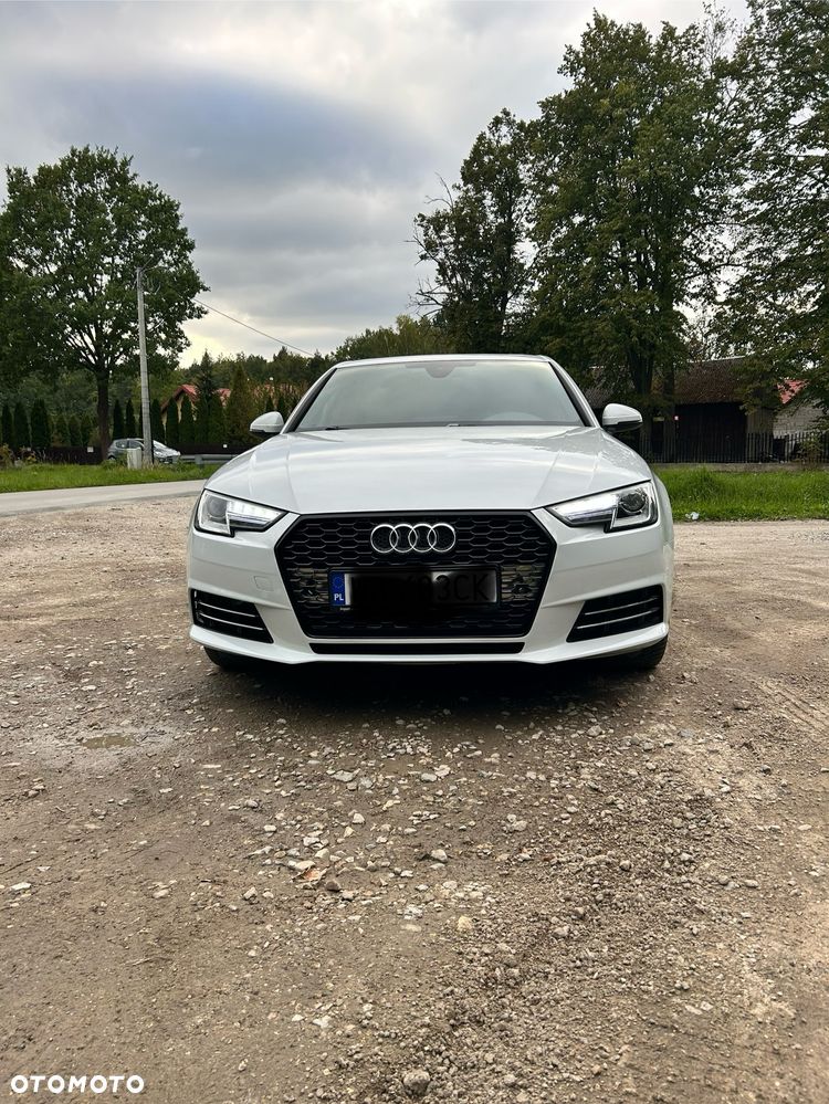 Audi A4 Limousine - 2