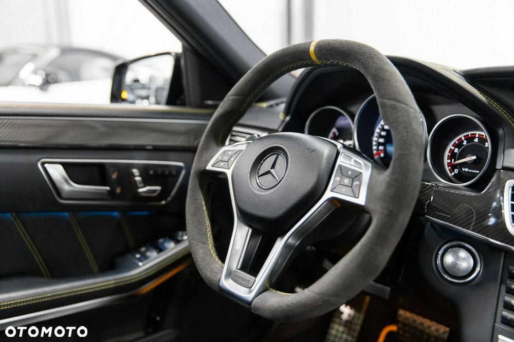Mercedes-Benz Klasa E 63 AMG S 4Matic AMG Speedshift MCT - 40