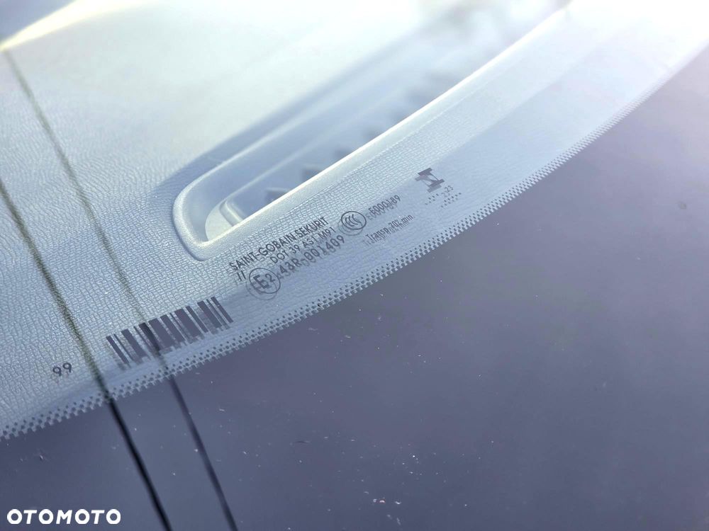 Peugeot 5008 1.2 PureTech Road Trip S&S EAT8 - 25