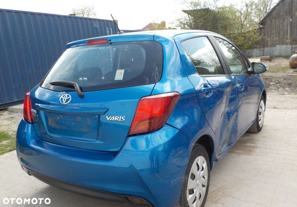 Toyota Yaris - 8
