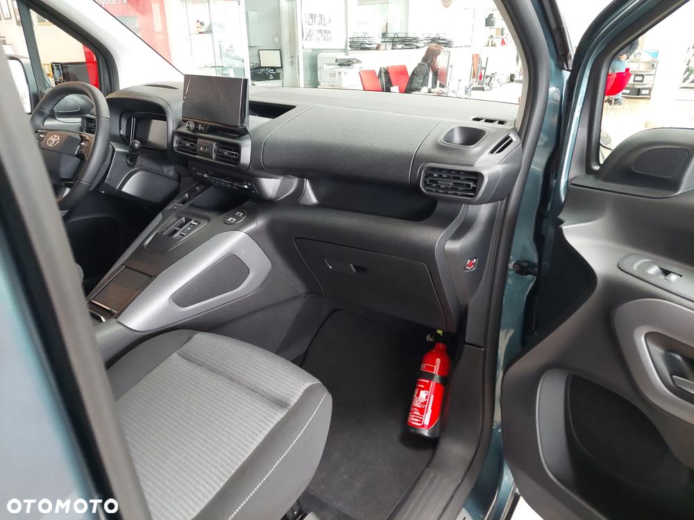 Toyota Proace City Verso Long 1.5 D-4D Family - 8