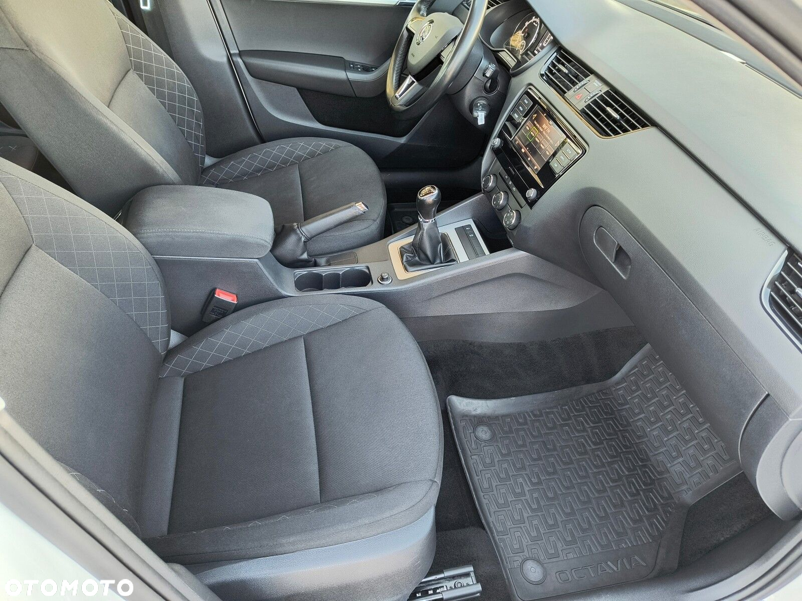 Skoda Octavia 1.5 TSI ACT Active - 20