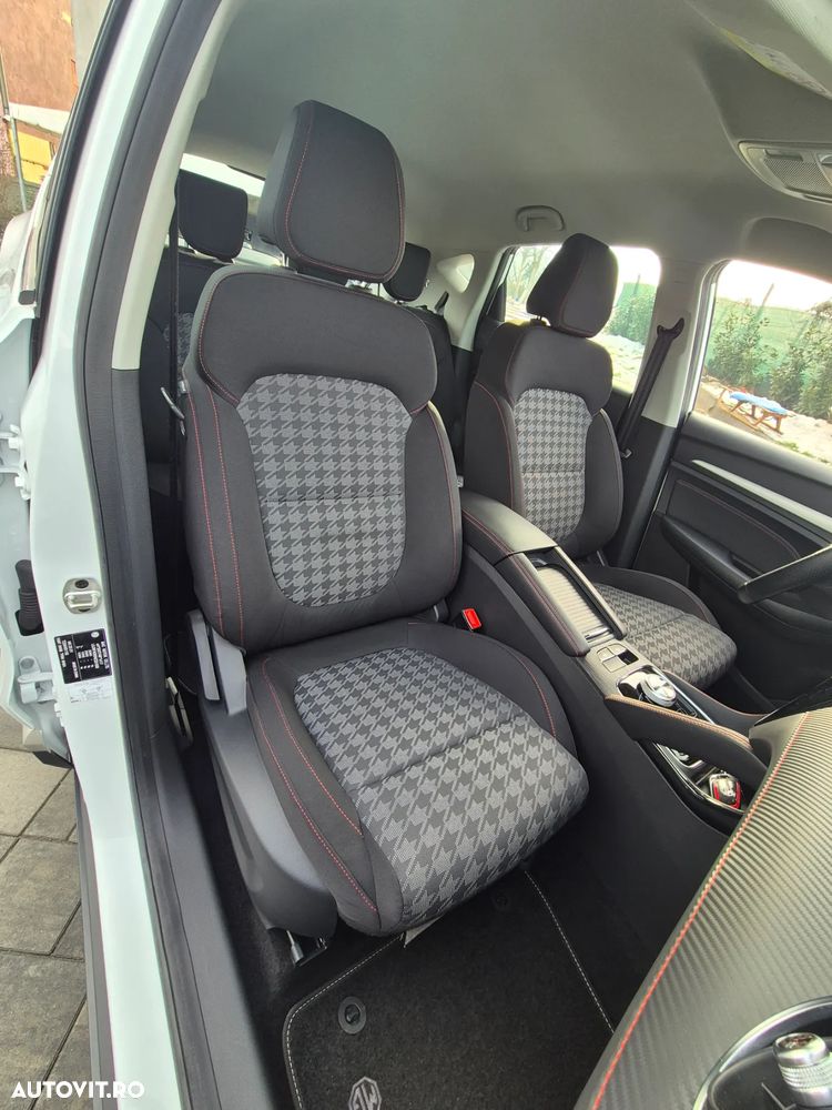 MG ZS EV Maximal Comfort - 11