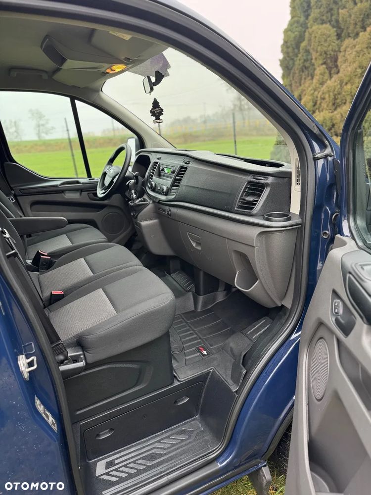Ford Transit Custom - 11