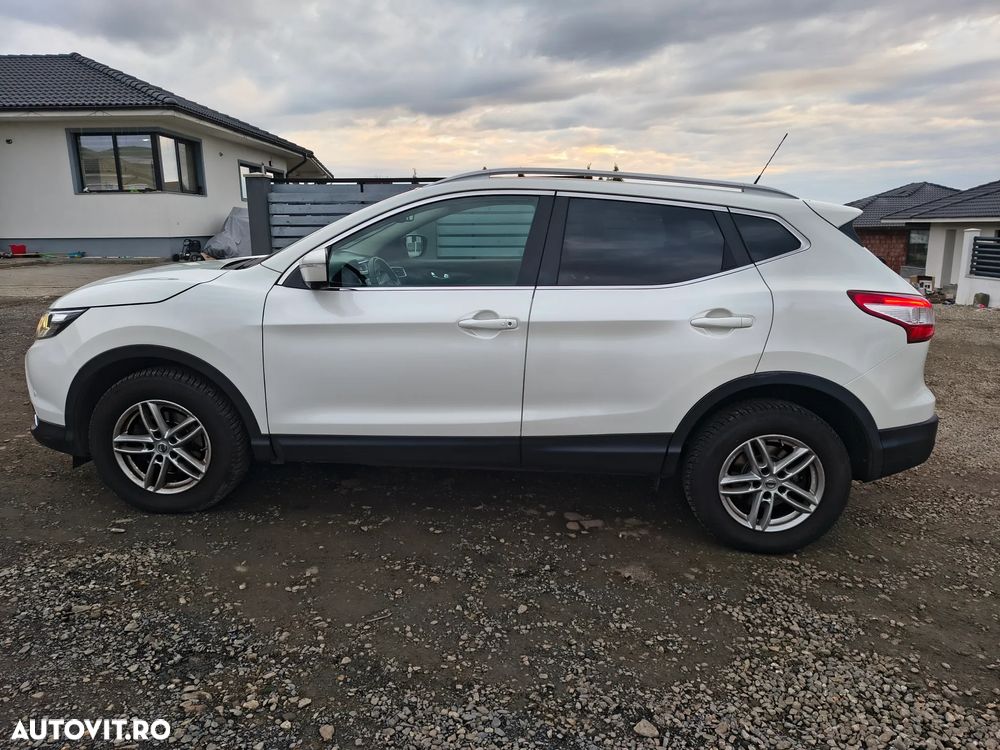 Nissan Qashqai - 2