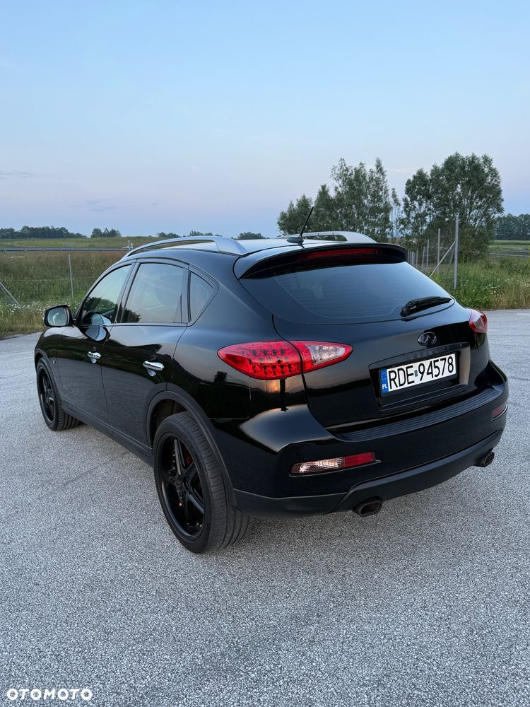 Infiniti QX50 3.7 GT Premium - 4