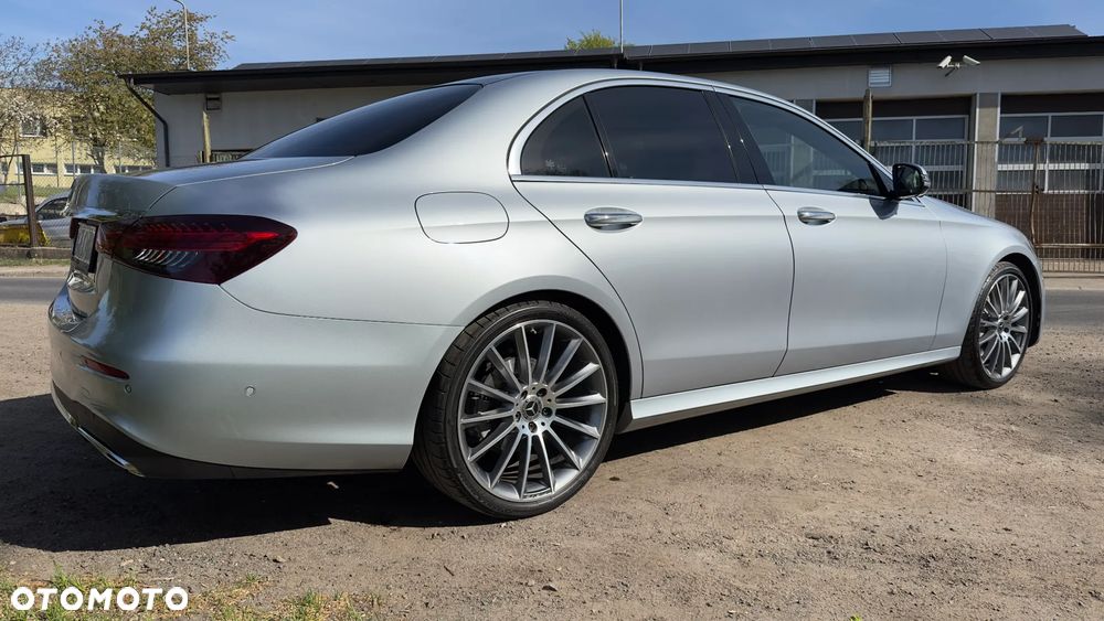 Mercedes-Benz Klasa E 300 d 4Matic 9G-TRONIC AMG Line - 6