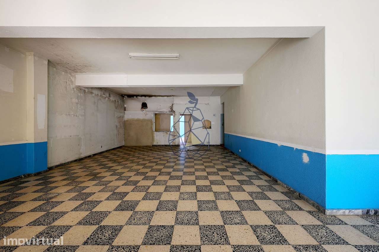 Praia à Porta: Espaço Comercial com Potencial Residencial em Armação d - Grande imagem: 5/43