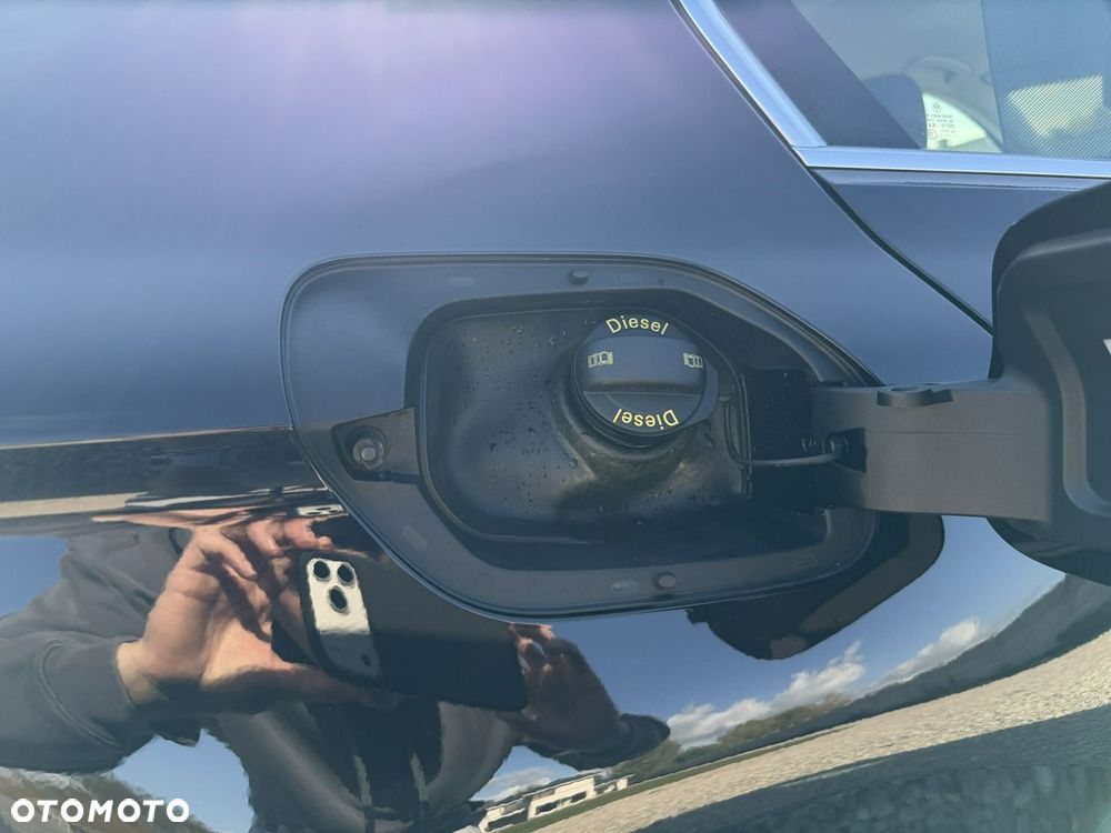 Volkswagen Passat - 13