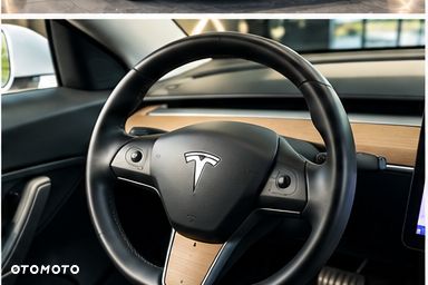 Tesla Model 3 Standard Range Plus - 9