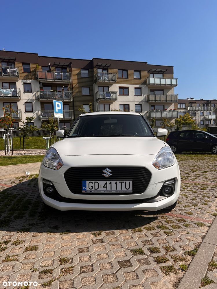 Suzuki Swift 1.2 Premium - 2