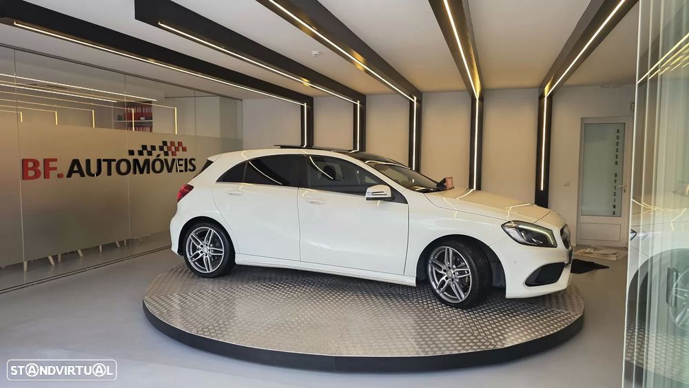 Mercedes-Benz A 200 d AMG Line - 9