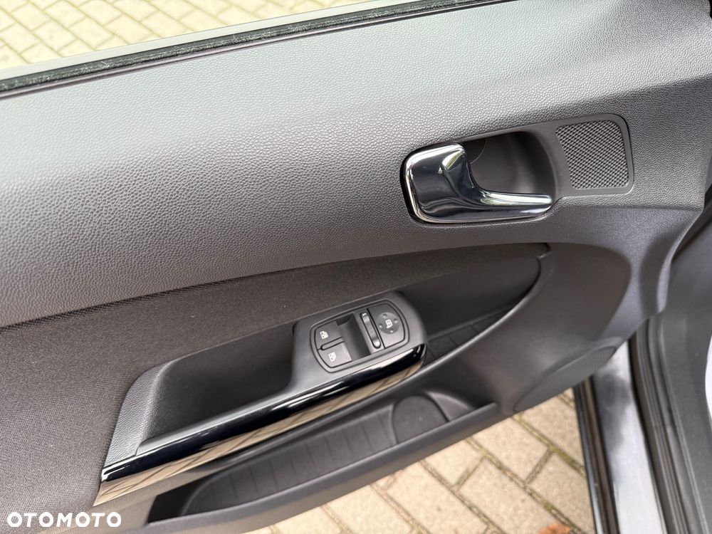 Opel Corsa 1.2 Selection - 11