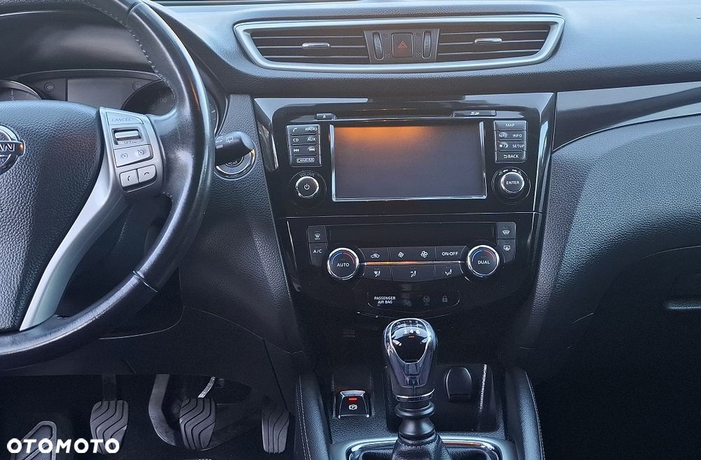 Nissan Qashqai 1.6 DCi Acenta - 19