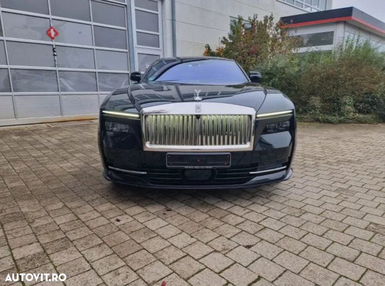 Rolls-Royce Spectre - 2