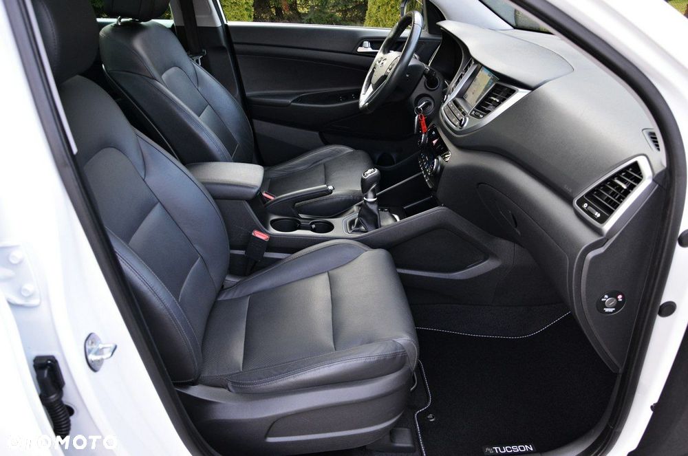 Hyundai Tucson 2.0 CRDI 4WD Premium - 6