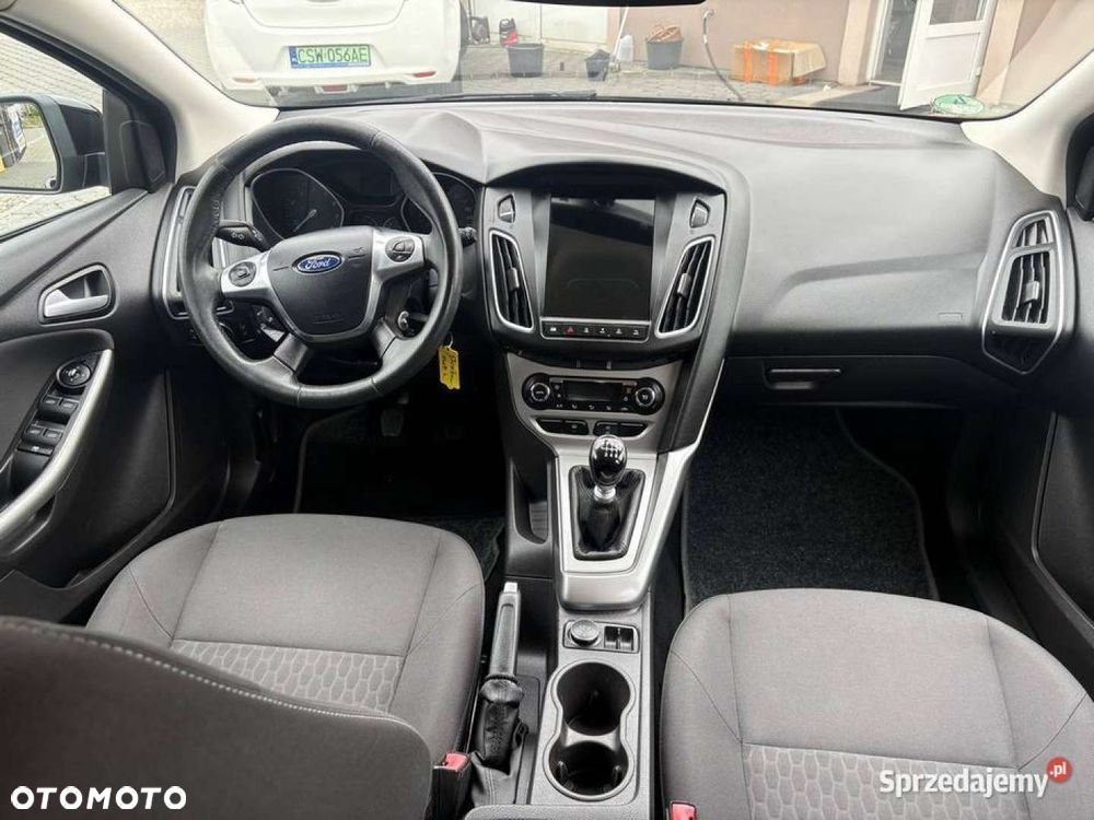 Ford Focus - 10