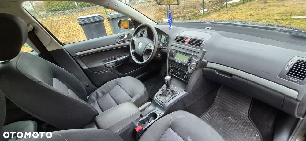 Skoda Octavia 1.8 TSI Ambition - 6