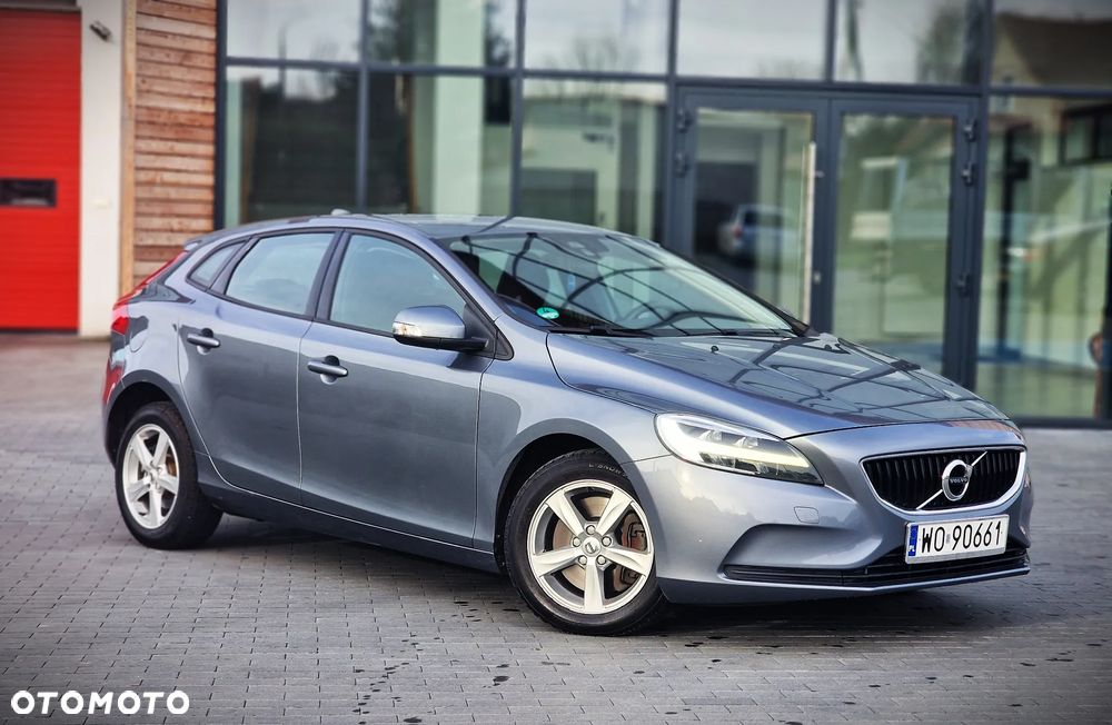 Volvo V40 D2 Drive-E Inscription - 4