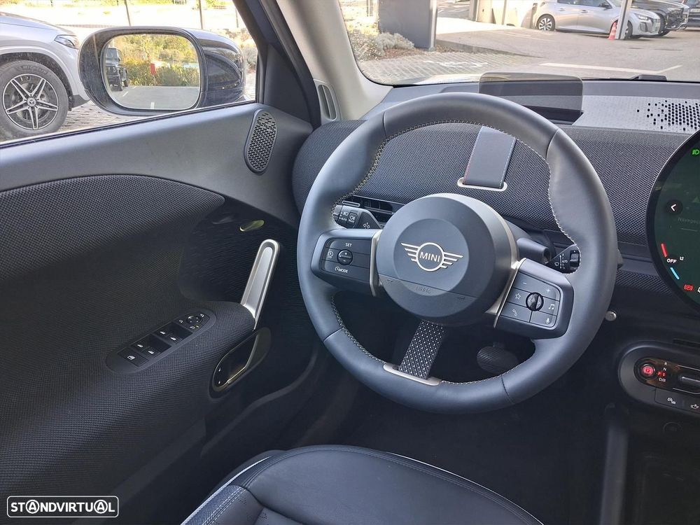 MINI Aceman E Classic S - 15