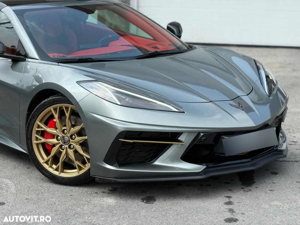 Chevrolet Corvette - 4