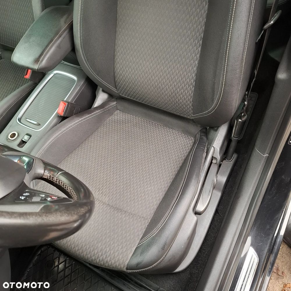 Opel Astra 1.6 CDTI Dynamic S&S - 18