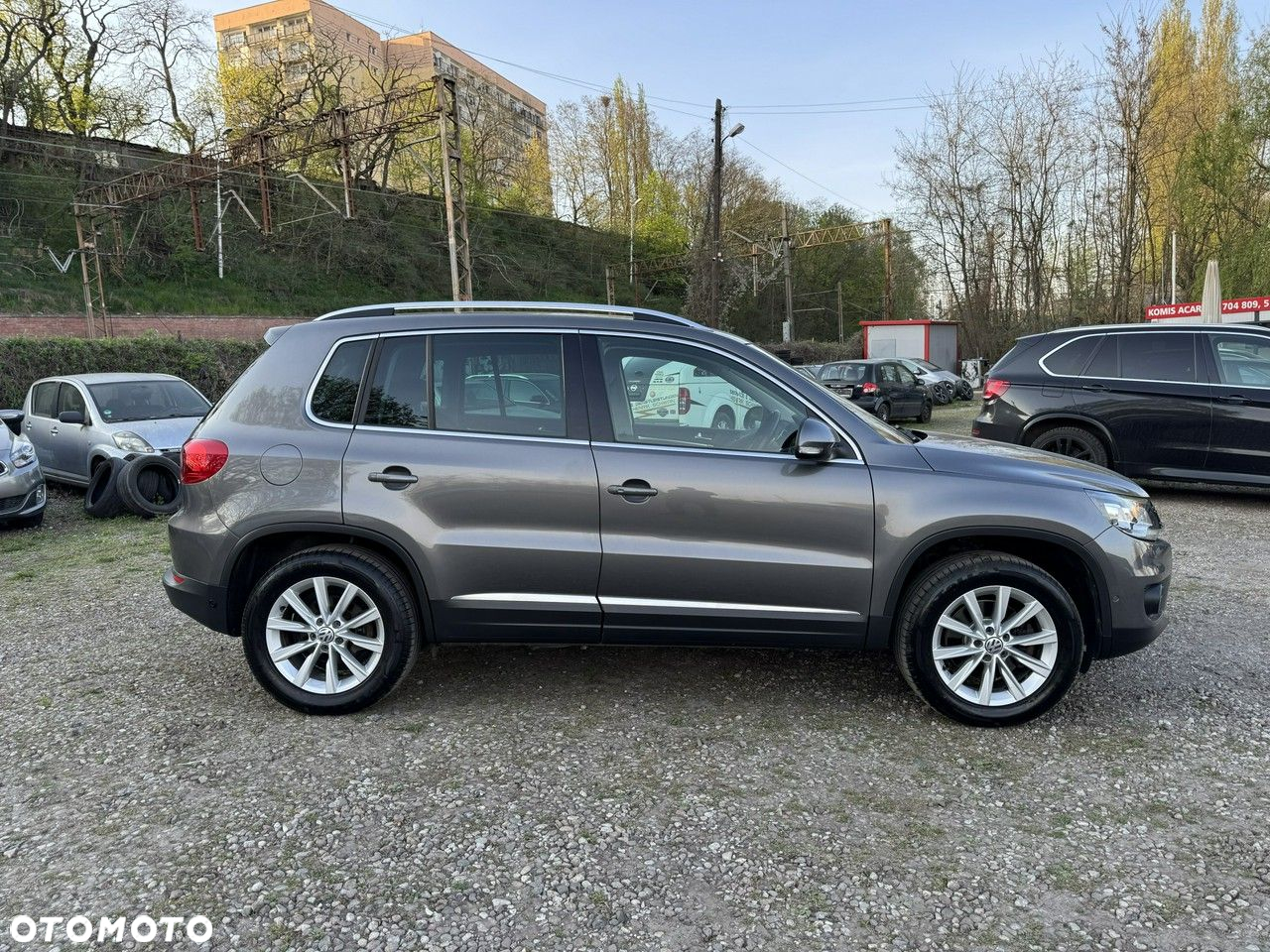 Volkswagen Tiguan - 33