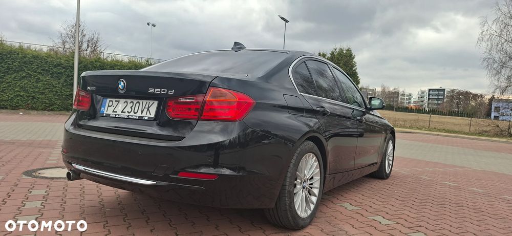 BMW Seria 3 320d xDrive Luxury Line - 10