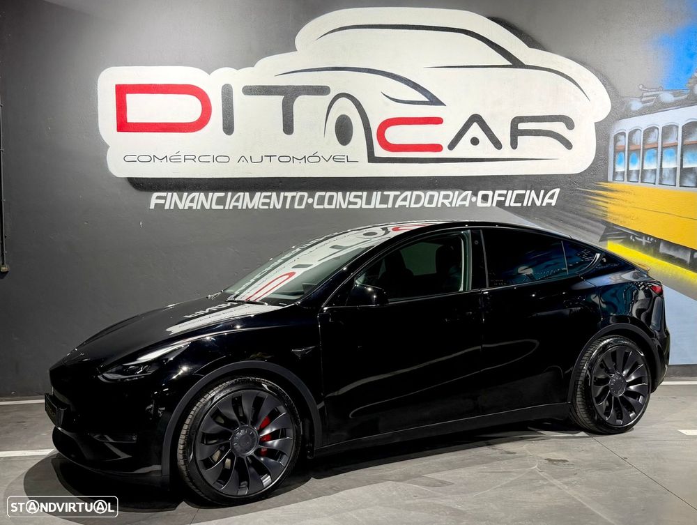 Tesla Model Y Performance Dual Motor AWD - 2