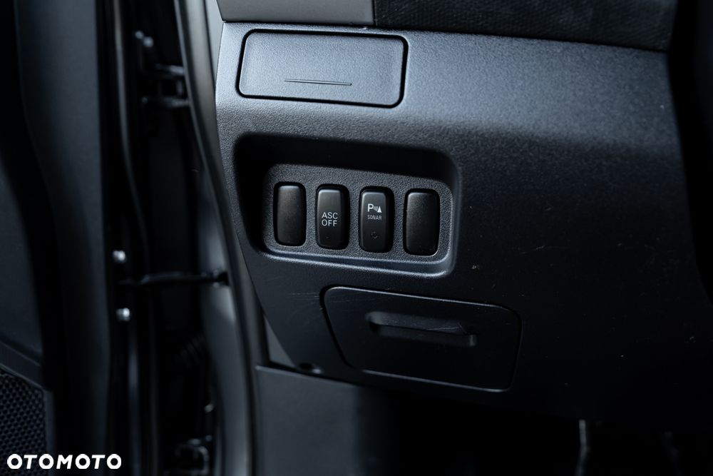 Citroën C-Crosser 2.2 HDi Exclusive - 24