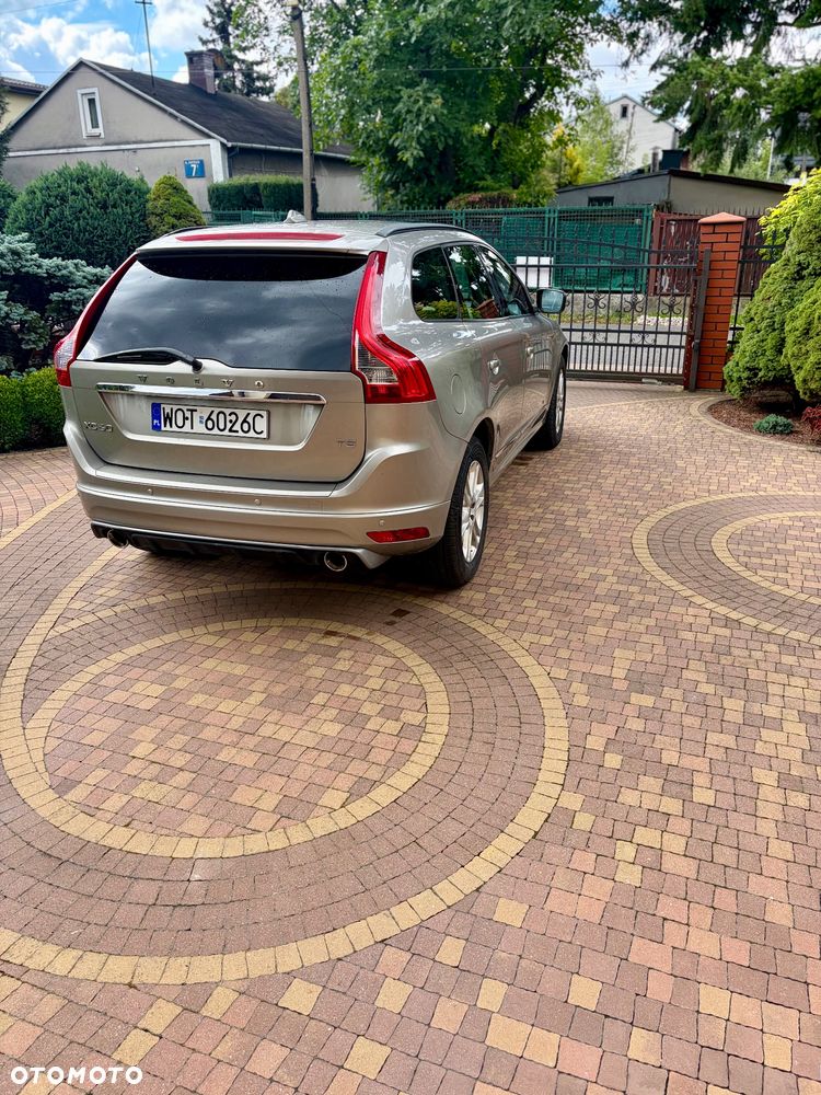 Volvo XC 60 - 4
