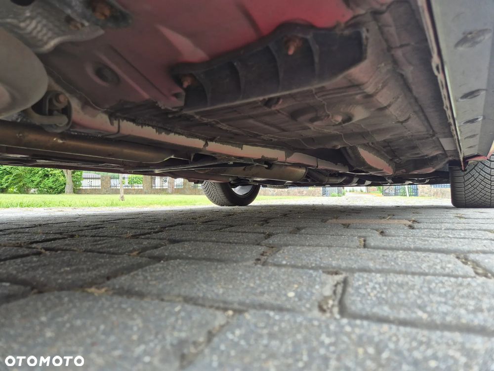 Toyota Yaris 1.33 VVT-i Lounge - 33