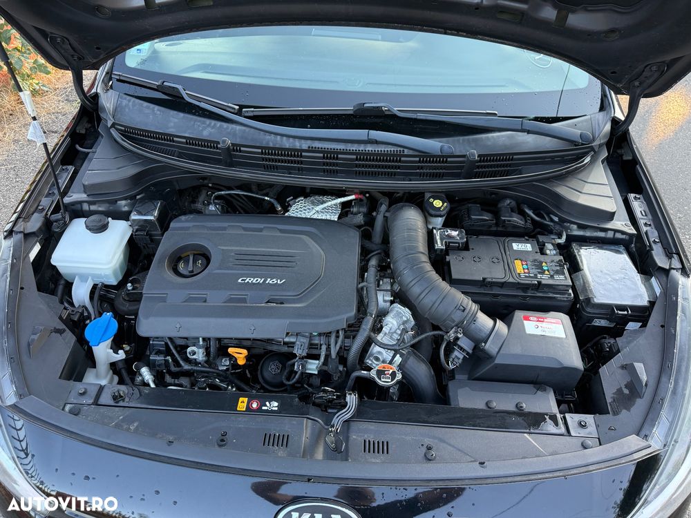 Kia Rio - 8