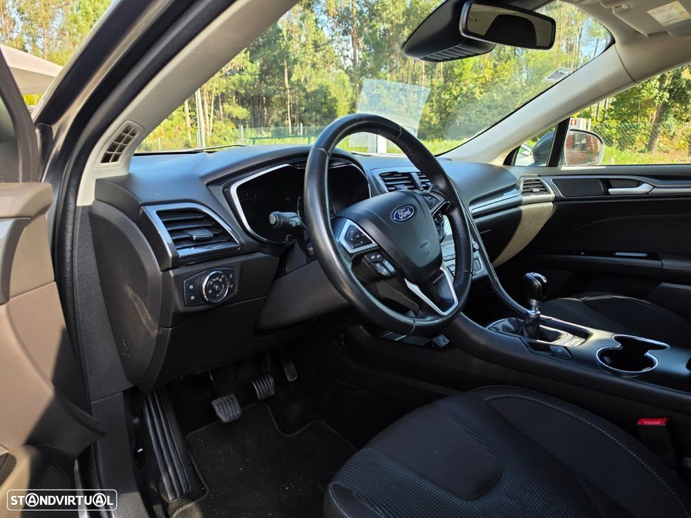 Ford Mondeo - 8