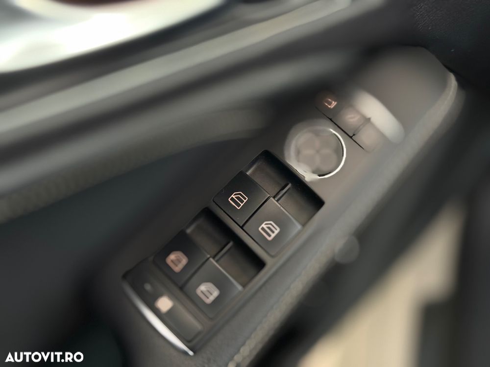 Mercedes-Benz CLA 180 UrbanStyle Edition - 29