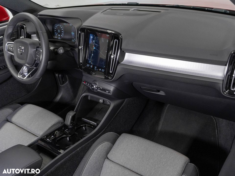 Volvo XC 40 Recharge T5 Twin Engine AT7 Inscription - 13
