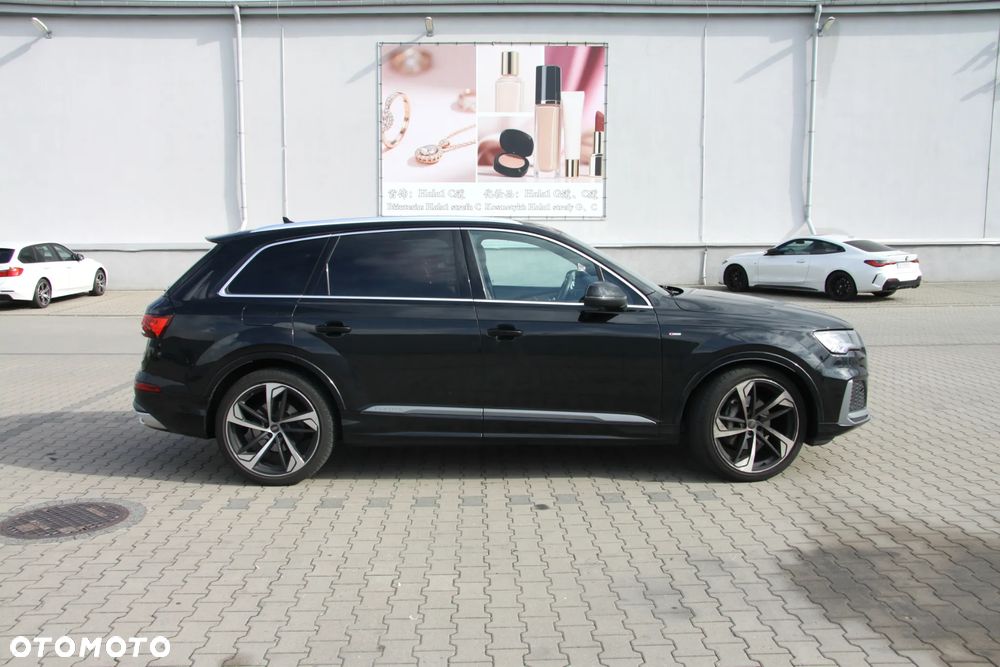 Audi Q7 45 TDI mHEV Quattro S Line Tiptr - 4