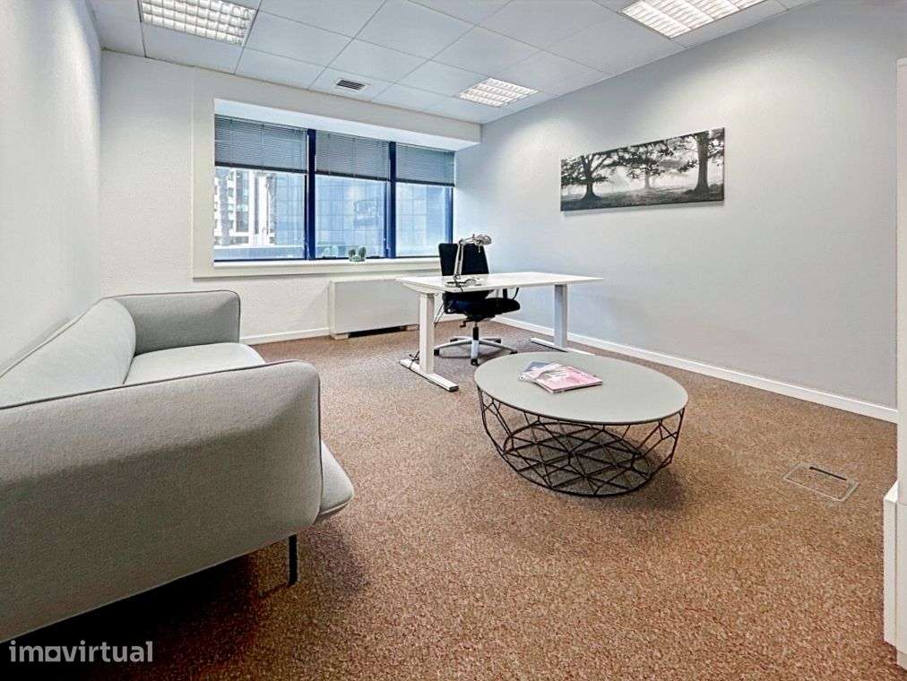 Espaço de escritório privativo para 1 pessoa em Torres de Lisboa - Grande imagem: 2/10