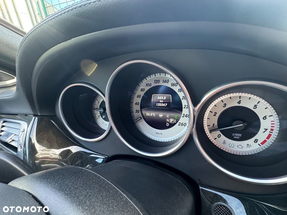 Mercedes-Benz CLS 500 4Matic 9G-TRONIC - 24