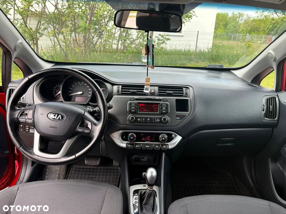 Kia Rio - 5