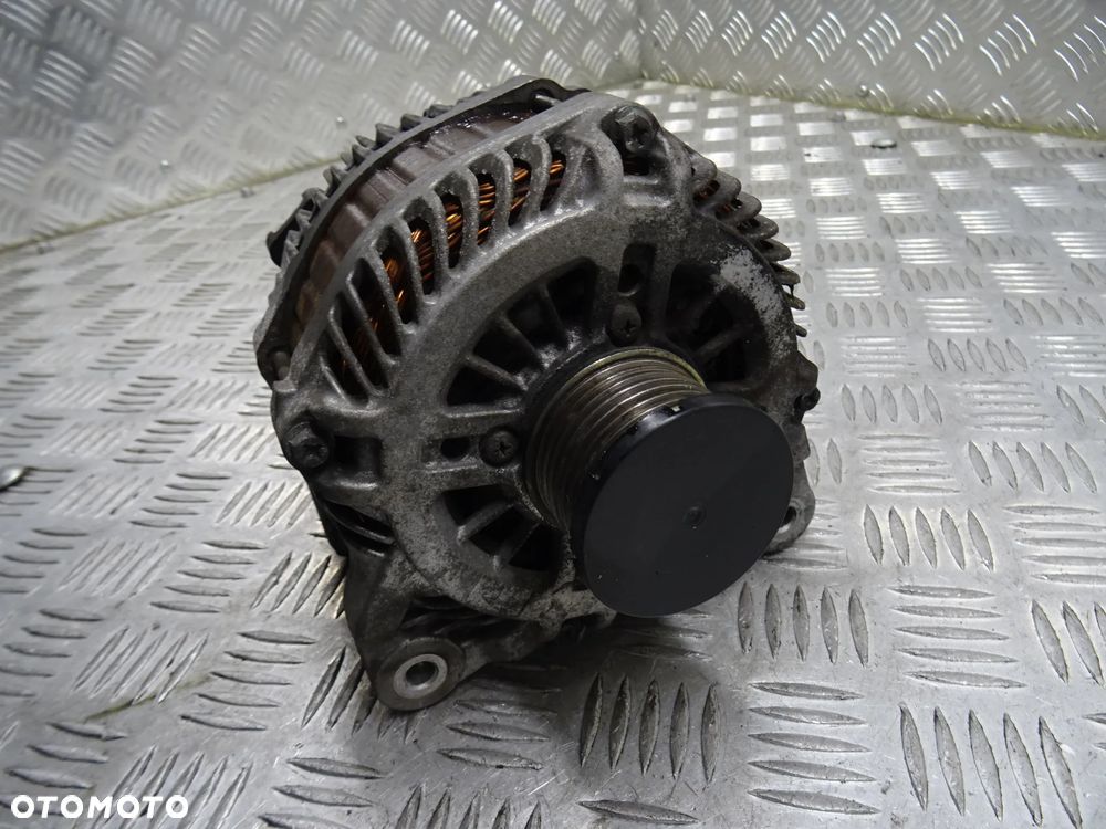 RENAULT LAGUNA III HB 07-12 2.0DCI ALTERNATOR 8200654785 - 4