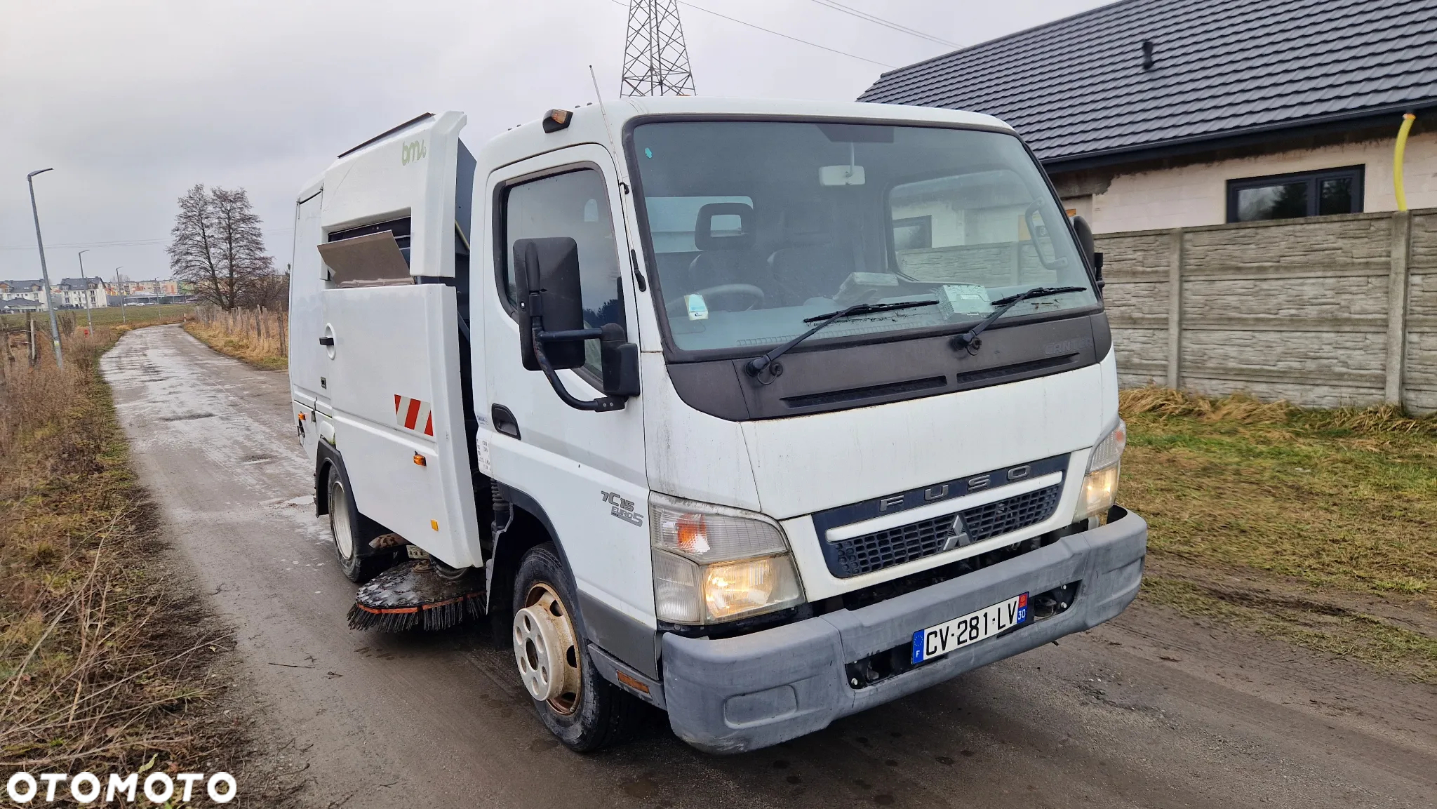 Mitsubishi Canter - 2
