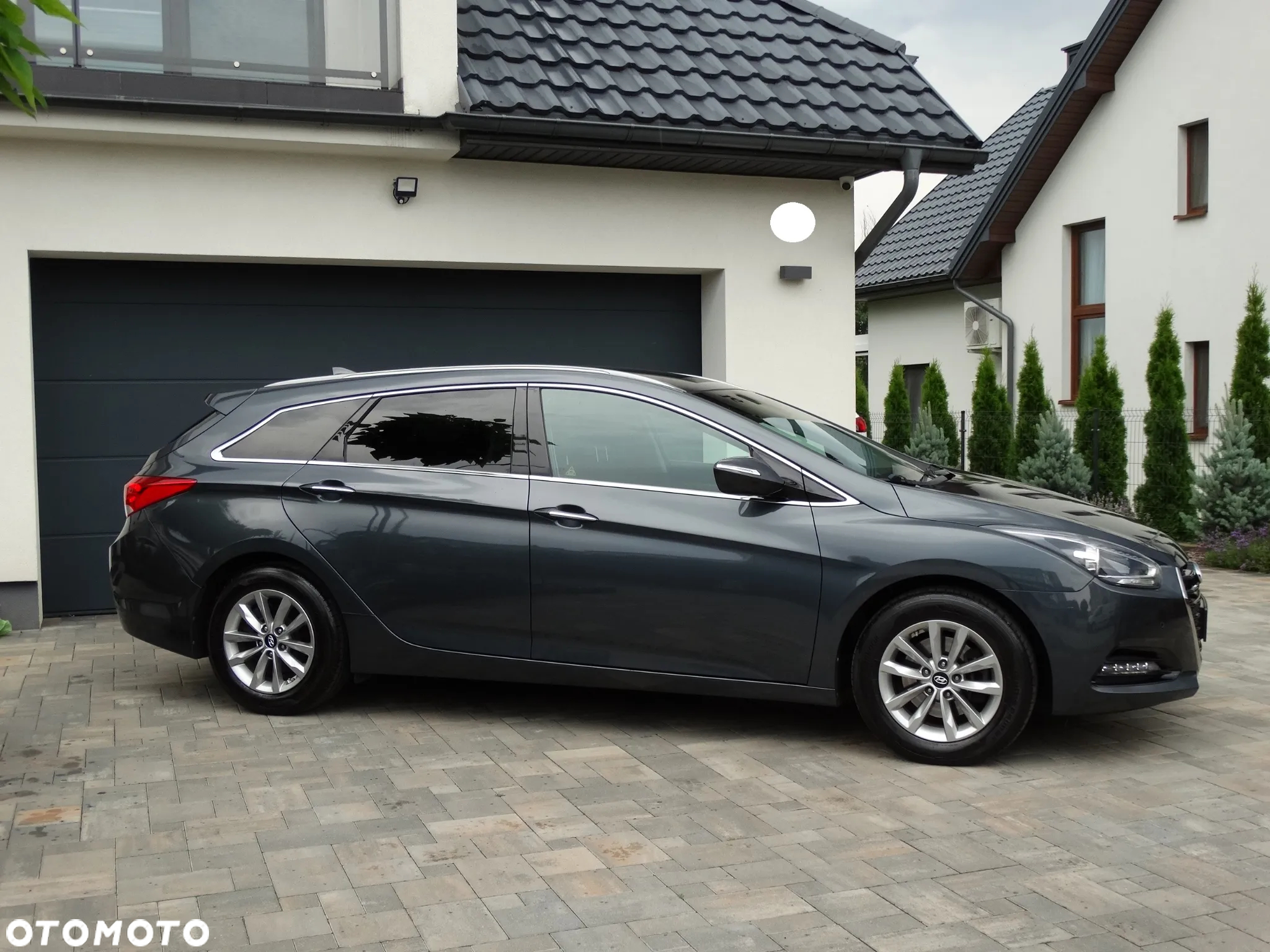 Hyundai i40 Kombi 1.7 CRDi Premium - 2